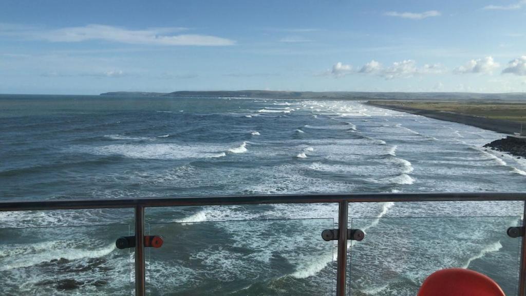 Penthouse Apartment With Stunning Sea View Westward Ho! Westward Ho!  Bagian luar foto